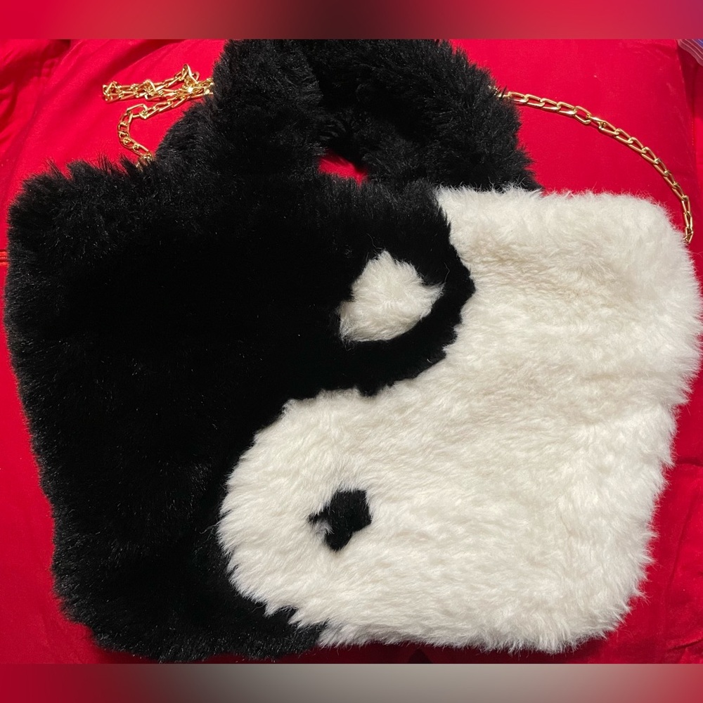 Rare Fur YinYang Purse - A Rare Shop Of Things